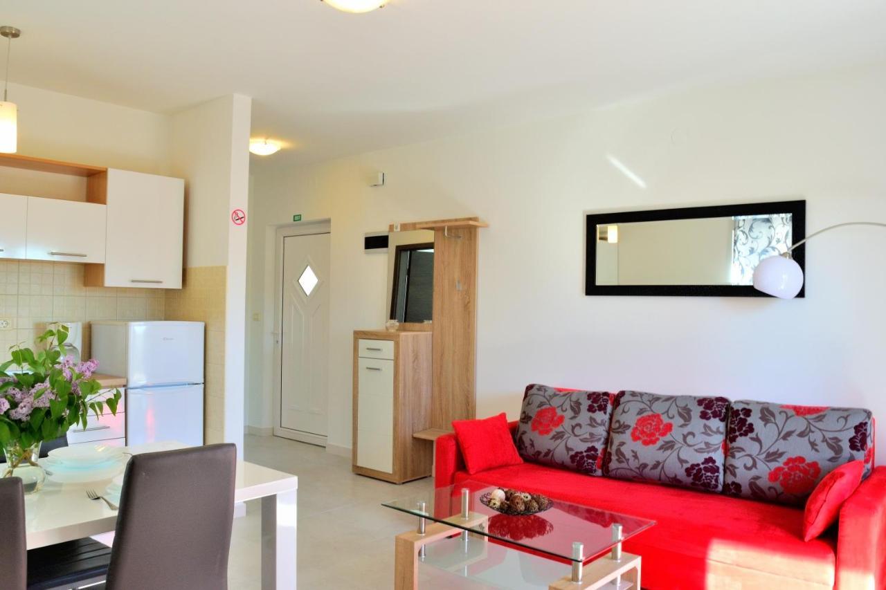 Apartment Domus Lauri Umag Luaran gambar