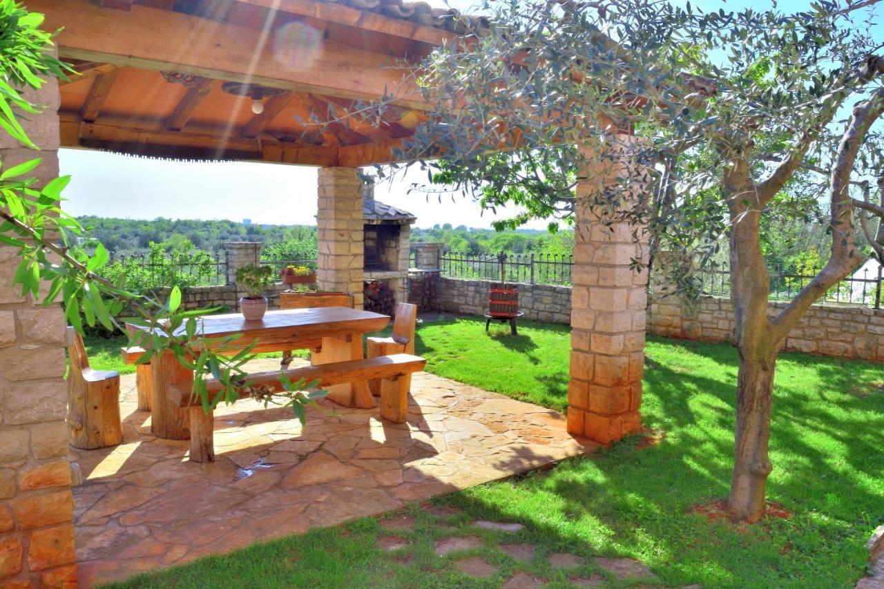 Apartment Domus Lauri Umag Luaran gambar