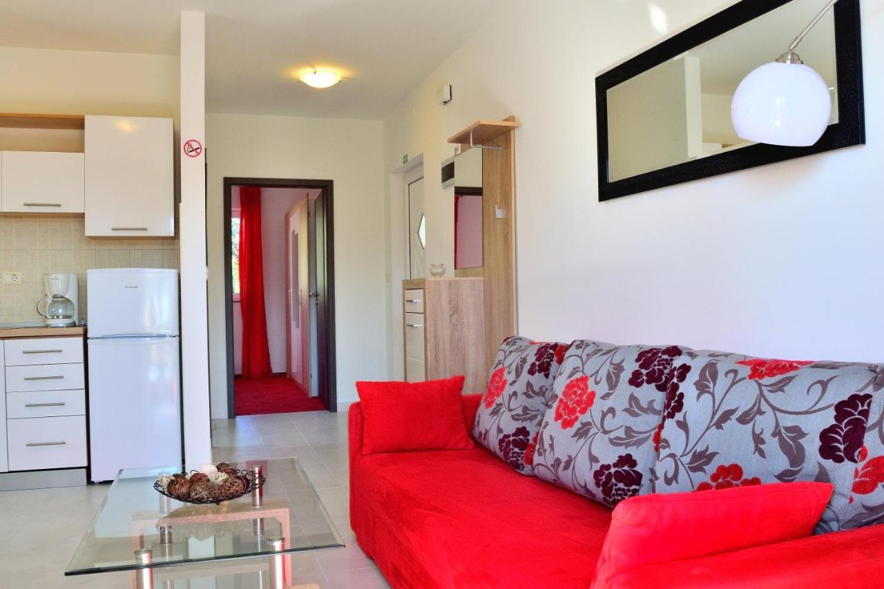 Apartment Domus Lauri Umag Luaran gambar