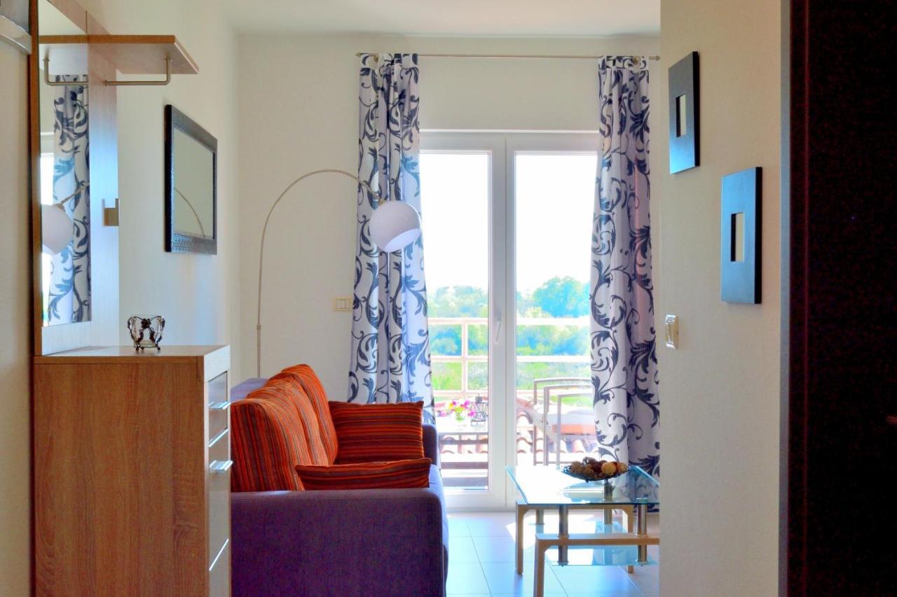 Apartment Domus Lauri Umag Luaran gambar